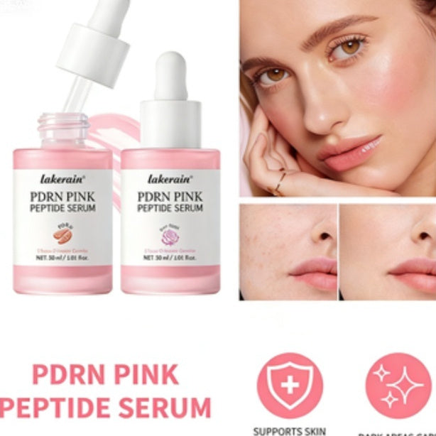 Siero viso ai peptidi con confezione rosa su sfondo chiaro