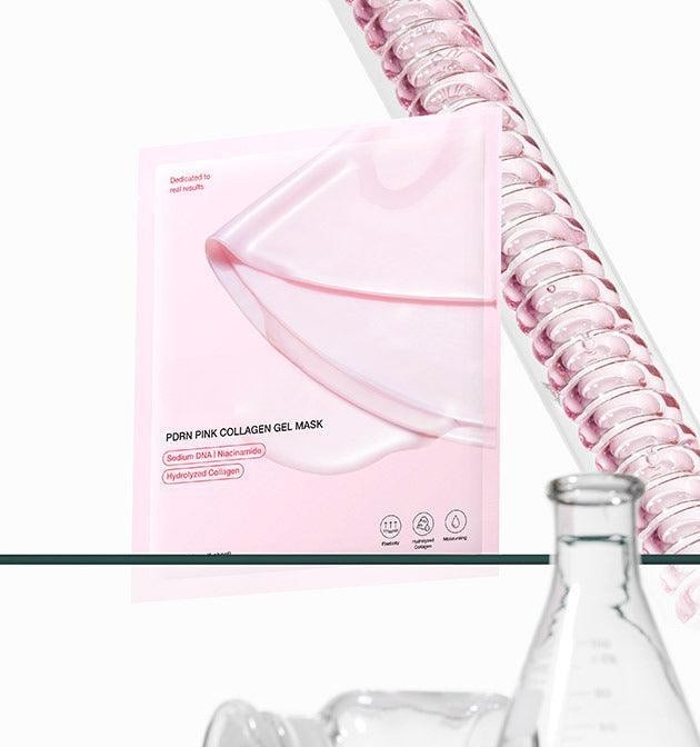 Applicazione della maschera viso sulla pelle per un trattamento luminoso