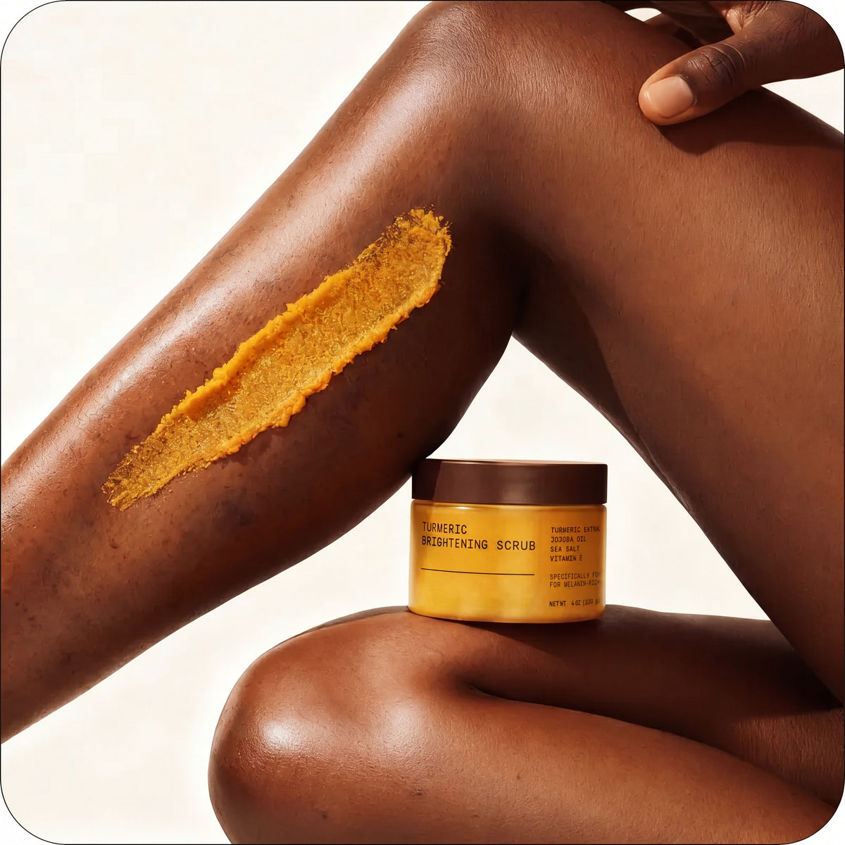 Prodotto per la skincare del viso contro l’aspetto delle macchie scure
