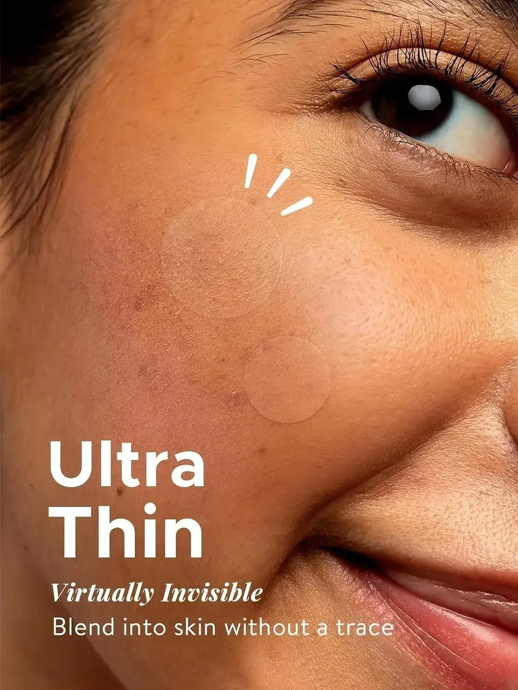 Cerotto idrocolloidale trasparente applicato su una zona del viso